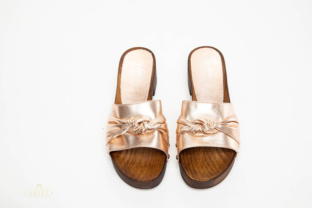 
                  
                    Load image into Gallery viewer, Samantha Slippers
                  
                