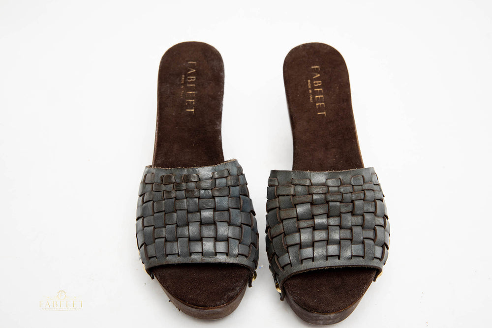 
                  
                    Load image into Gallery viewer, BRANDY WOVEN CLOGS
                  
                